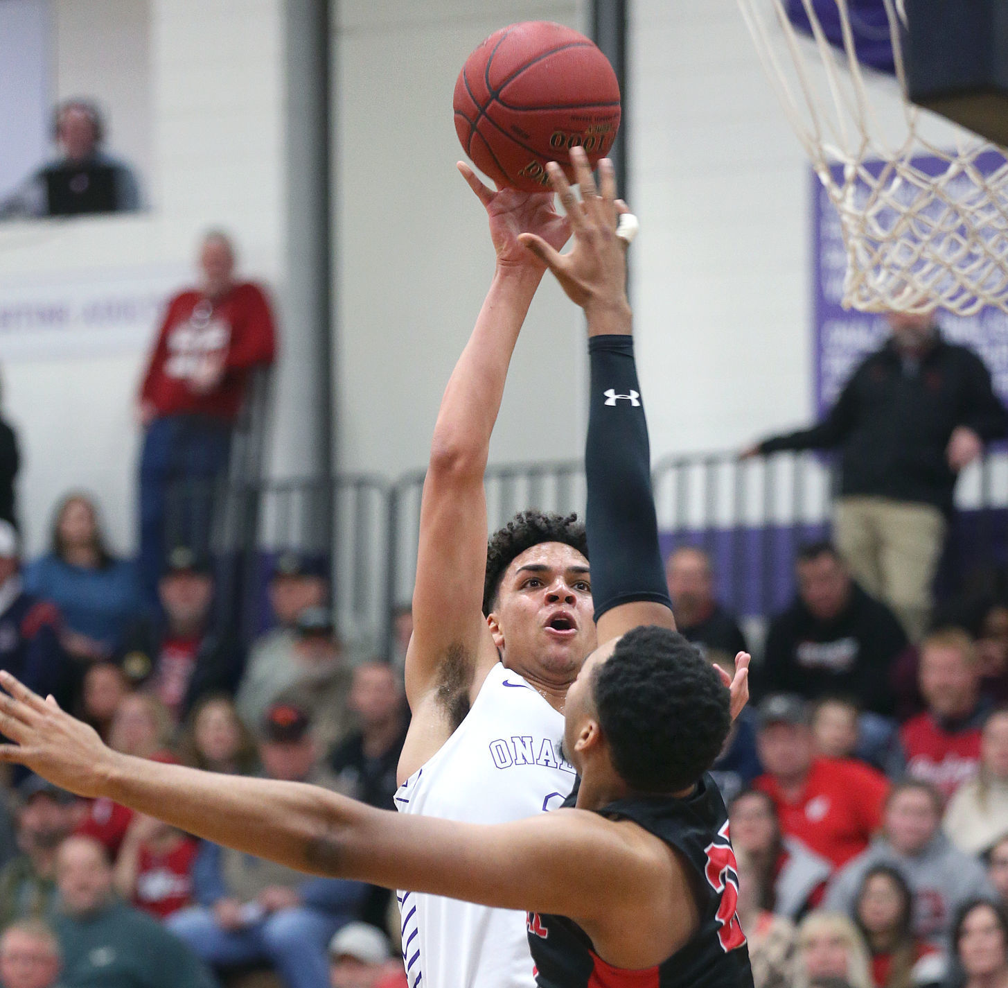 January 17: Central vs. Onalaska